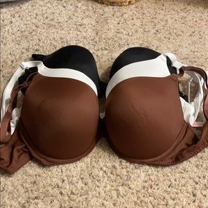 Victoria secret bras 36 DD